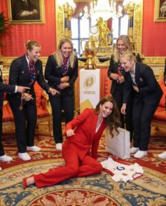 Princess Catherine’s most playful moments at the reception for the England “Red Roses” rugby team